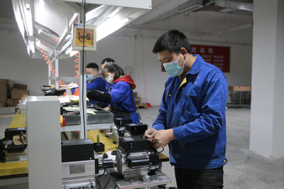 正式投產(chǎn)!東川機(jī)械創(chuàng)新推動(dòng)&ldquo;樂(lè)山造&rdquo;走出國(guó)門(mén)